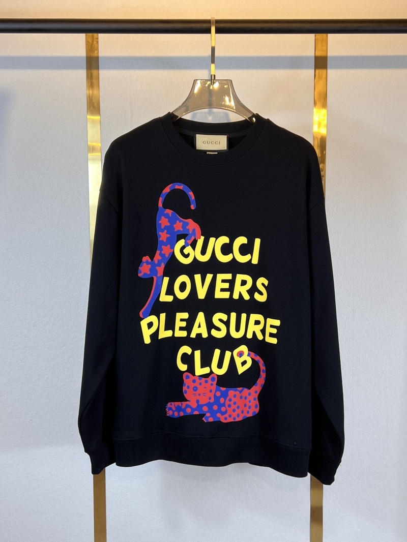 G*u*i hoodies